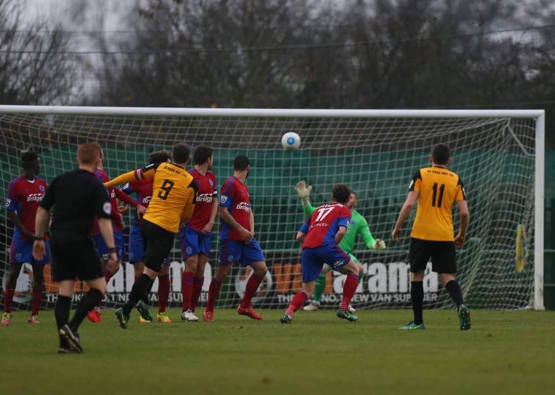 east-thurrock-utd-v-atfc-086